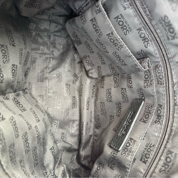 Michael Kors Bedford Black Leather Shoulder Bag Handbag Satchel Purse Slouch - Picture 6 of 10